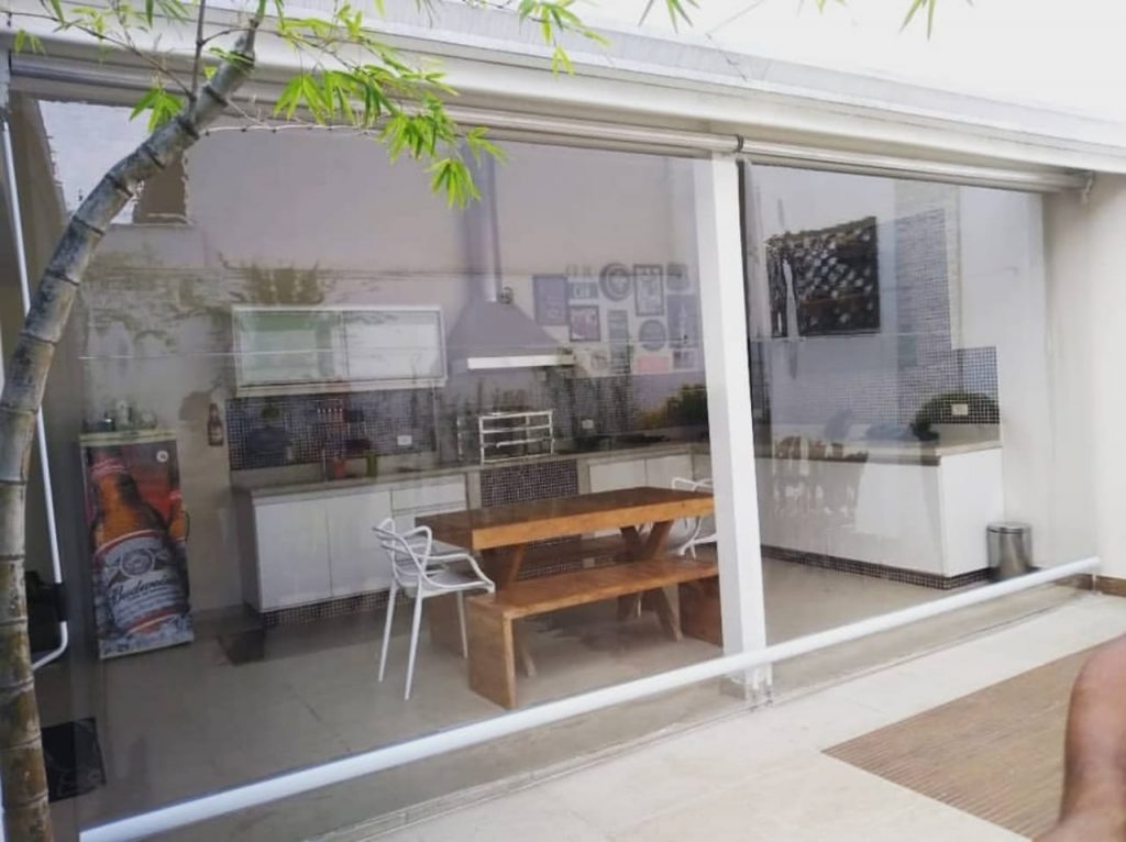 Os Melhores Benefícios do Toldo Cortina para Sua Casa em Guarujá, SP 2