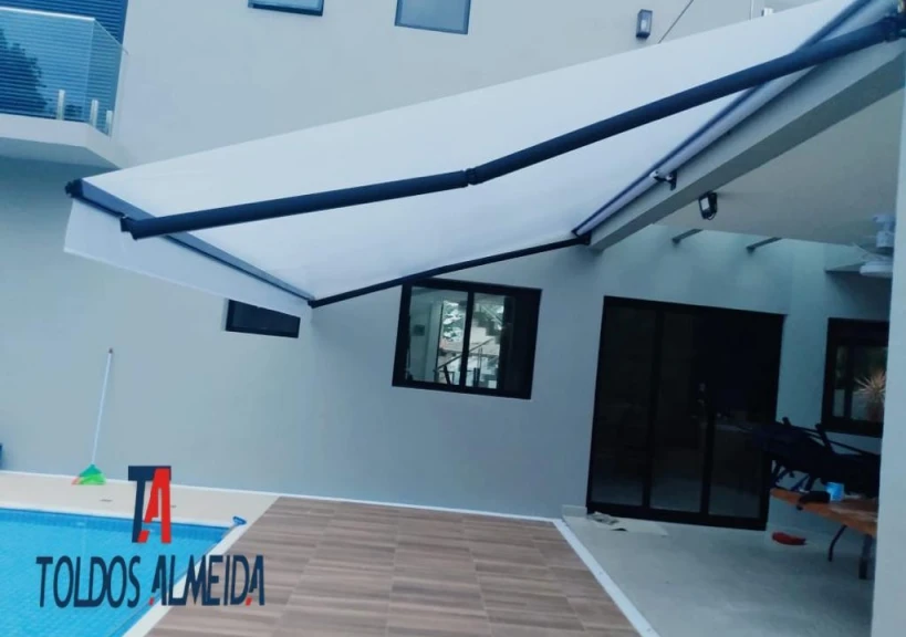 Sua Casa mais bonita com um belíssimo toldo articulado em guaruja