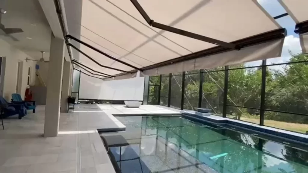 toldo italiano articulado em Guarujá